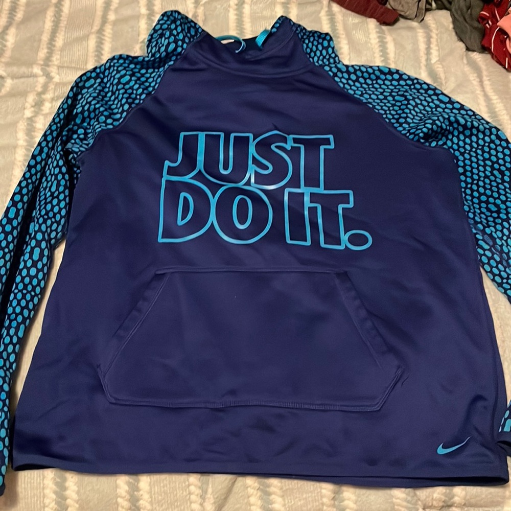 Nike sweatshirt